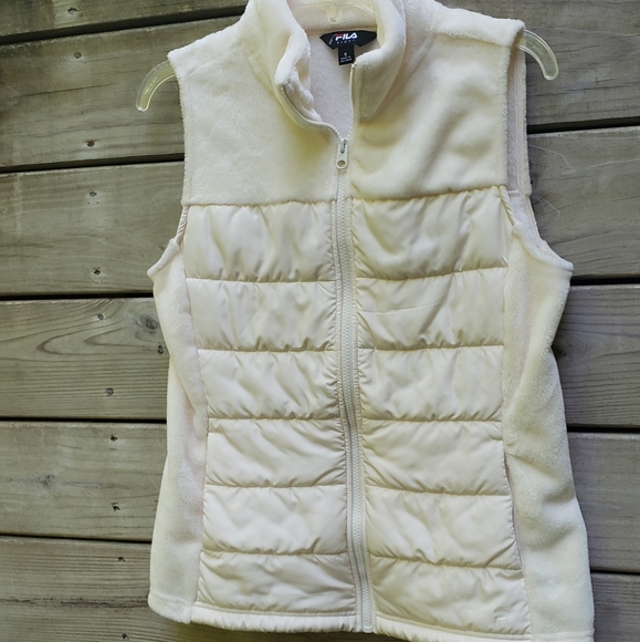 NWOT Fila Super Soft Vest/Jacket 😍 - Picture 7 of 10